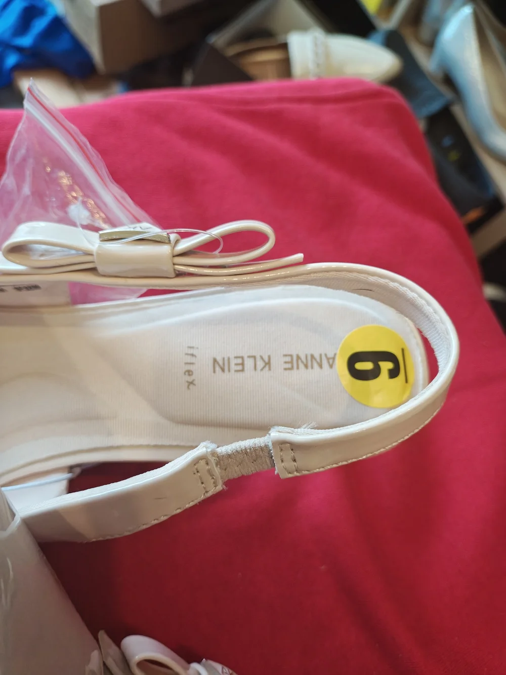 Anne Klein Beige Patent Pointed Toe Slingback Pumps 9M